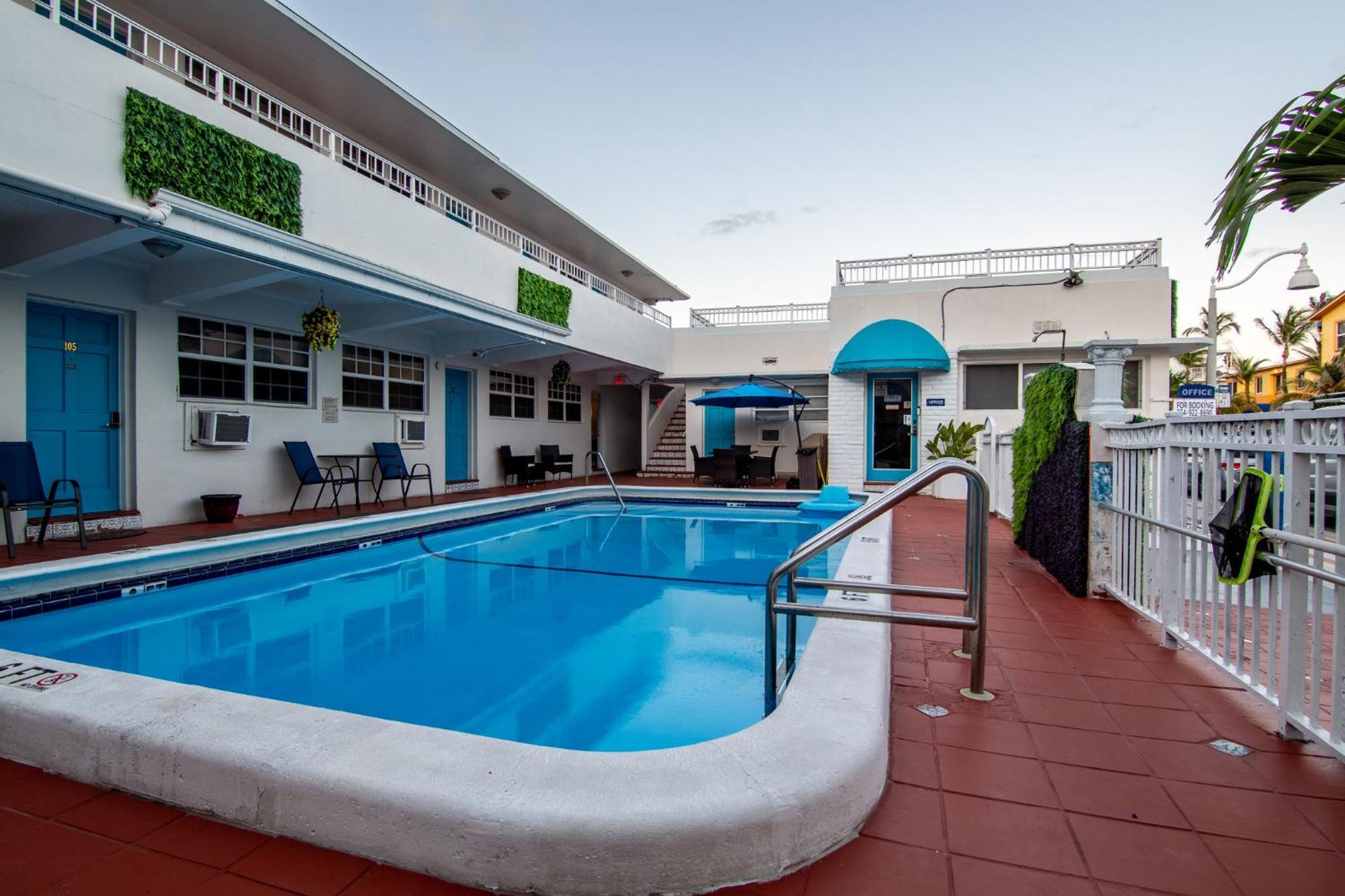 Pousada Suites Hollywood Exterior foto